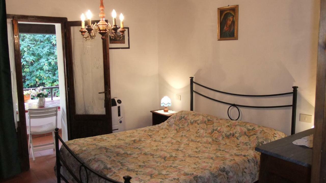Podere Val Di Gallo Поджибонси Екстериор снимка