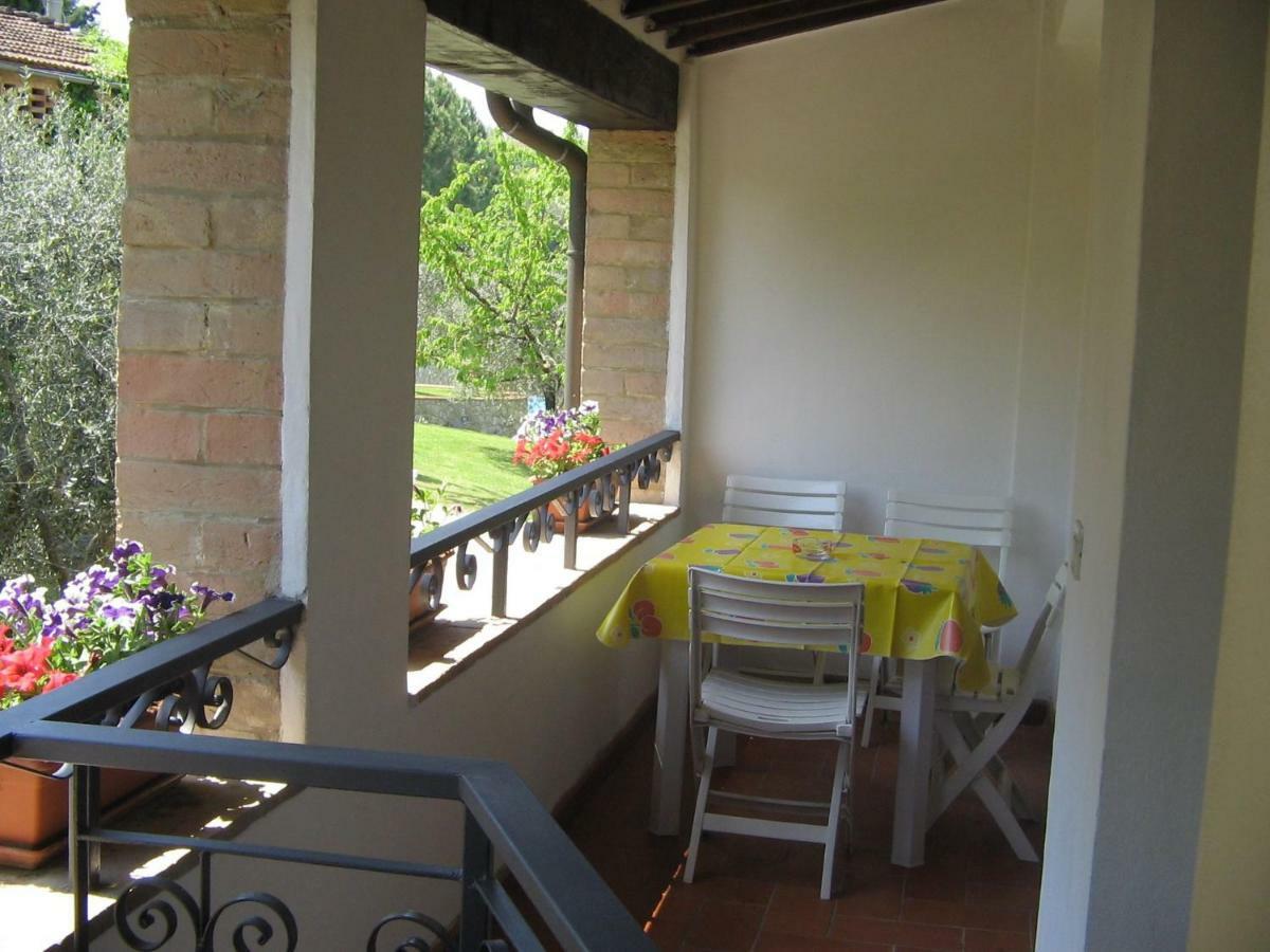Podere Val Di Gallo Поджибонси Екстериор снимка